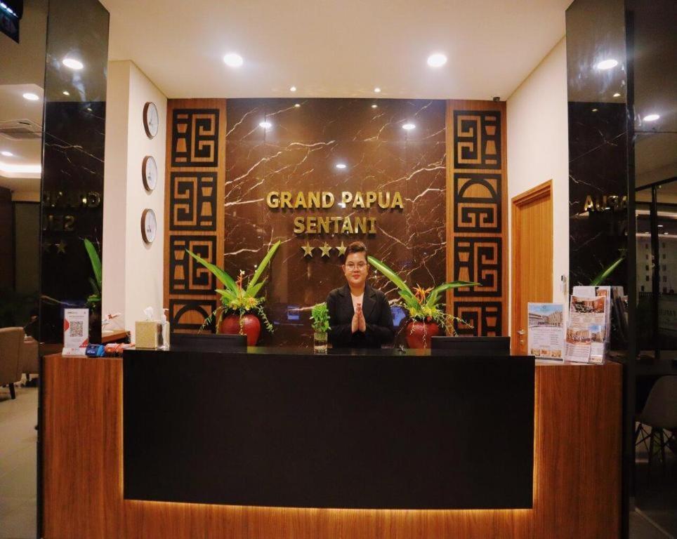 Grand Papua Hotel Sentani WEST PAPUA Esterno foto