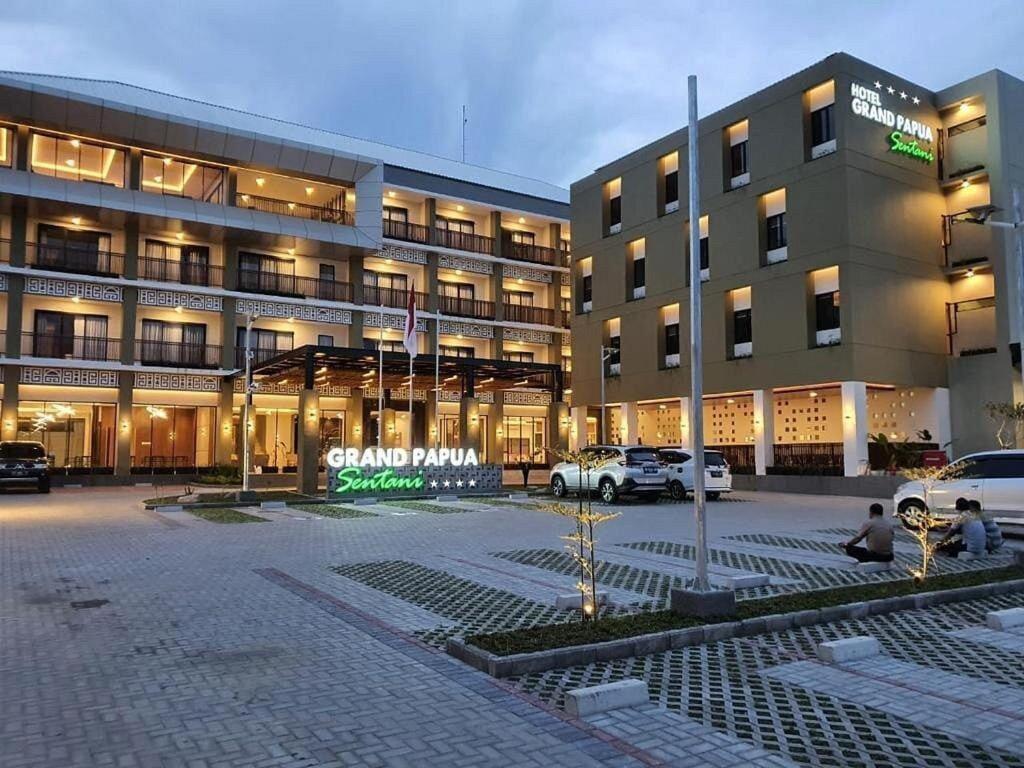 Grand Papua Hotel Sentani WEST PAPUA Esterno foto